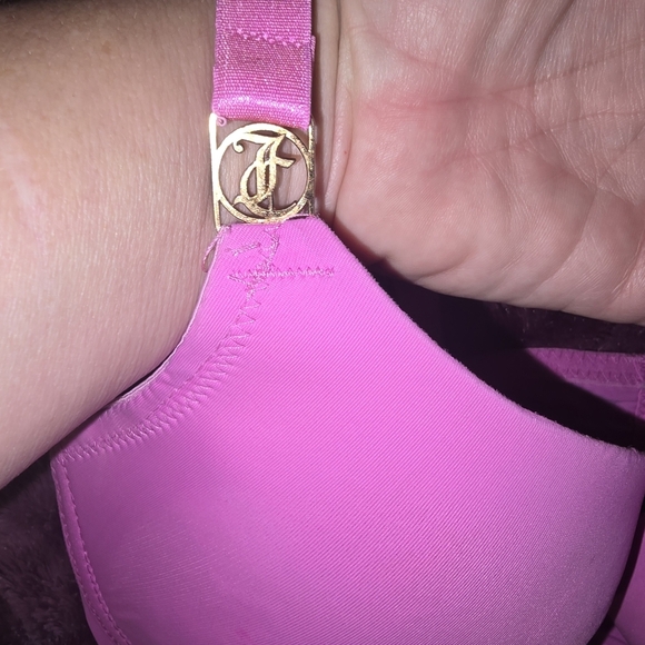 Juicy Couture Women’s Wired, Padded Pink Color Bra Size 40c - Picture 4 of 5